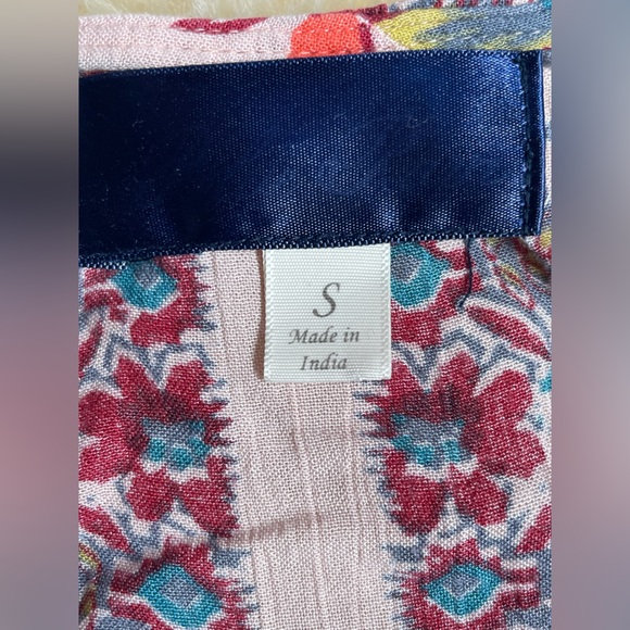 Francesca’s Boho Cold Shoulder Blouse-Small - Picture 2 of 3